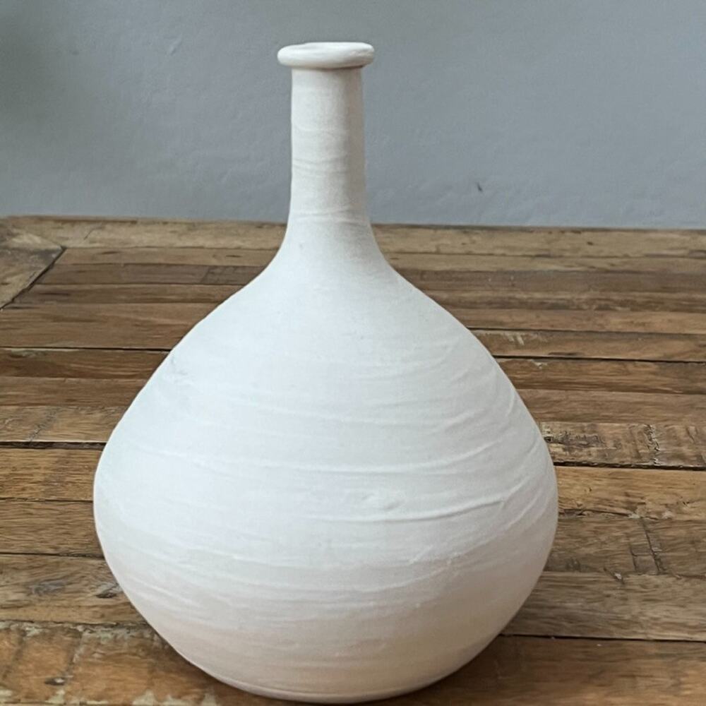 Off White Matte Ceramic Bottle Vase Modern Centerpiece Decor Read